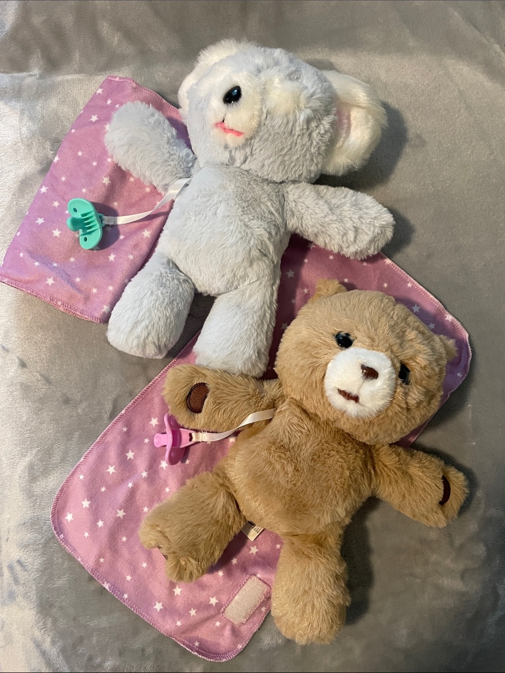 Plush little lives Baby Bear Comforters in Light blue and Light Brown